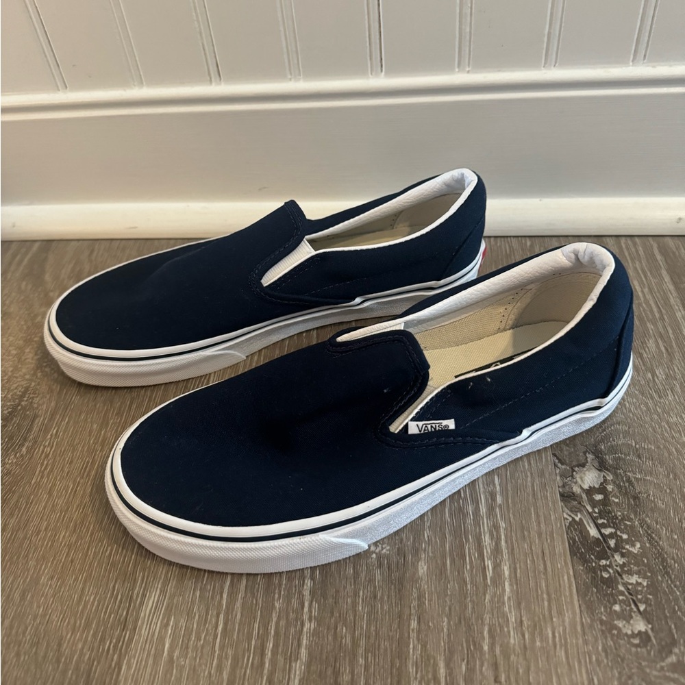 Women’s size 8 navy slip on vans